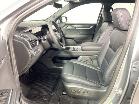 Used 2026 GMC Acadia Elevation w/ Black Edition image 11