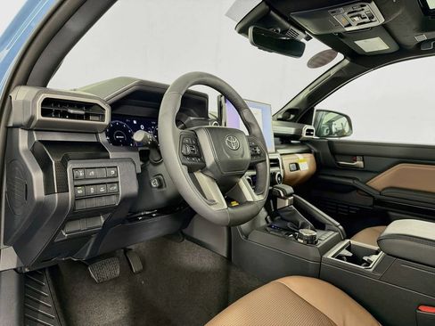 New 2026 Toyota 4Runner Limited AWD/4WD image 13