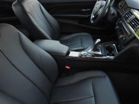 Used 2014 BMW 428i xDrive Coupe AWD/4WD image 11