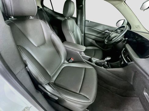 Used 2024 Buick Encore GX Sport Touring FWD image 30