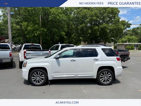 Used 2016 GMC Terrain Denali w/ Cargo Package AWD/4WD image 3