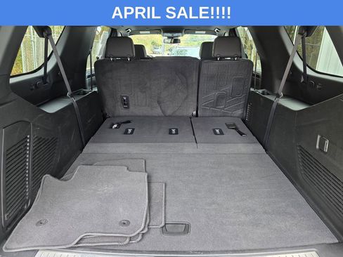 Used 2024 Chevrolet Suburban RST image 14