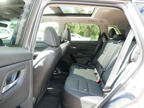 Certified 2026 Nissan Rogue Dark Armor AWD/4WD image 35