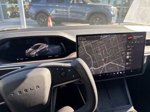 Used 2021 Tesla Model S Long Range image 7