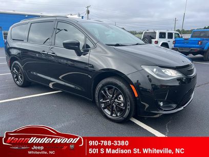 Certified 2020 Chrysler Pacifica Touring-L w/ Advanced Safetytec Group