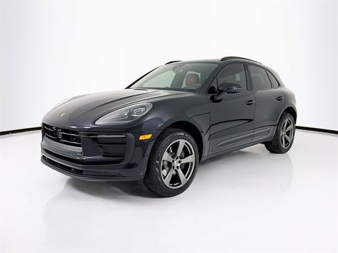 New 2026 Porsche Macan image 1