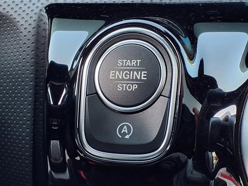 Used 2025 Mercedes-Benz CLA 250 image 25