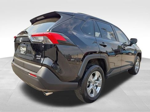 Used 2024 Toyota RAV4 XLE AWD/4WD image 15