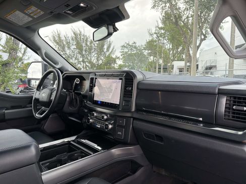 Used 2024 Ford F250 Lariat AWD/4WD image 26