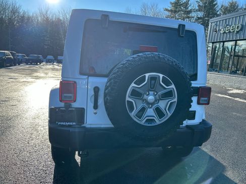 Used 2017 Jeep Wrangler Unlimited Rubicon w/ Dual Top Group image 8