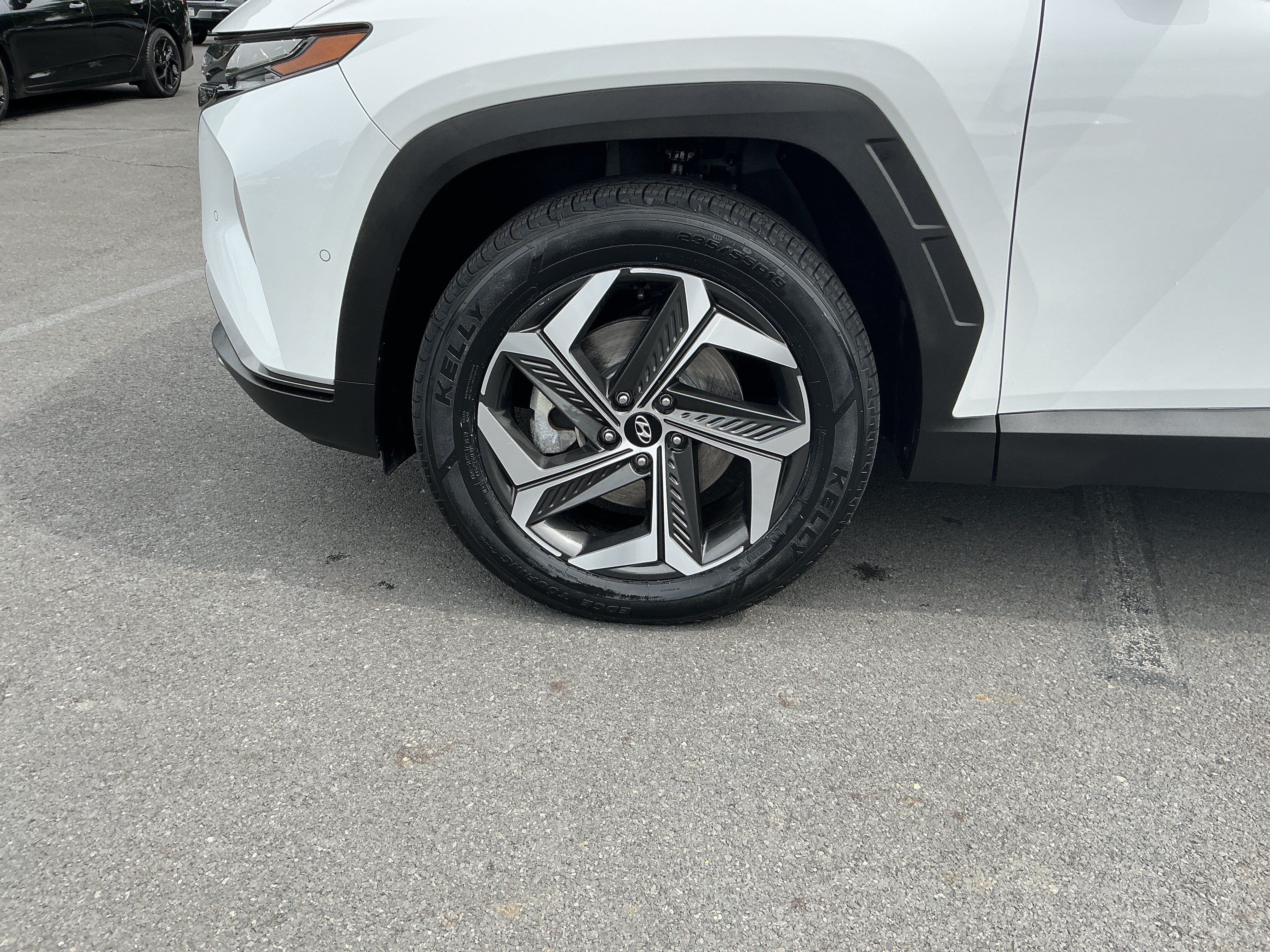 Used 2022 Hyundai Tucson Limited AWD/4WD image 9