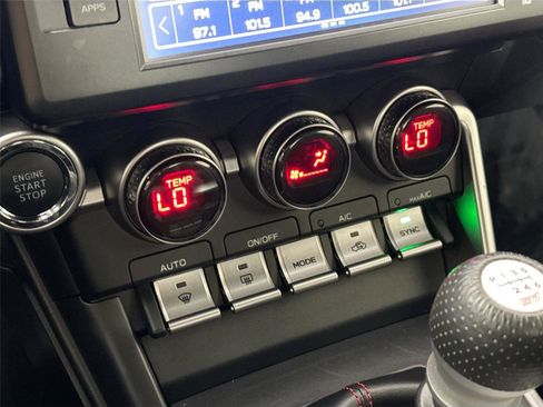 Used 2022 Subaru BRZ Premium image 23