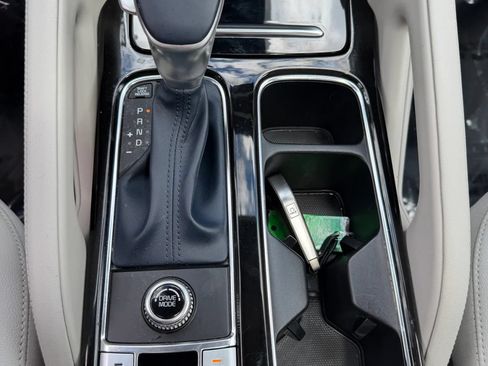 Used 2024 Kia Telluride EX w/ EX Captain's Chair Package FWD image 27