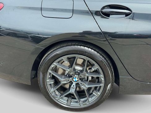 Certified 2025 BMW 330i xDrive Sedan w/ Premium Package AWD/4WD image 9