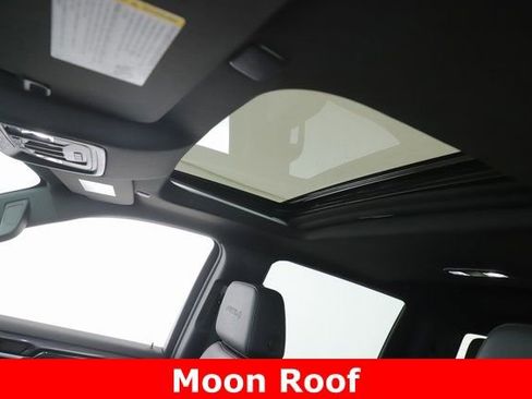 Used 2024 GMC Sierra 1500 AT4 w/ Technology Package image 18