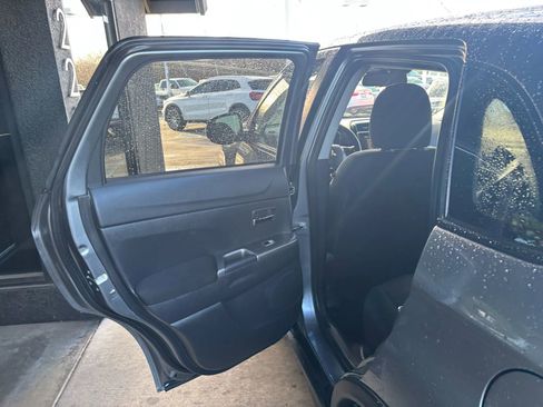 Used 2020 Mitsubishi Outlander Sport SE image 11