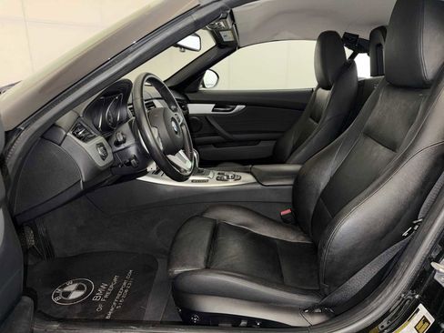 Used 2016 BMW Z4 sDrive28i image 9