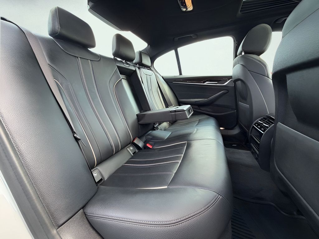 Used 2019 BMW 530i xDrive w/ Convenience Package AWD/4WD image 27