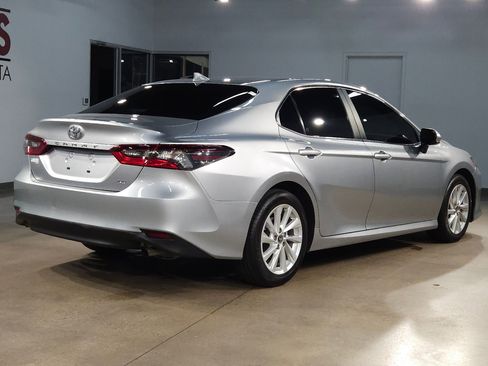 Used 2024 Toyota Camry LE FWD image 7