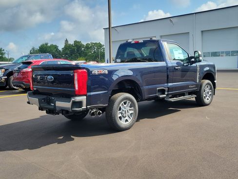 New 2025 Ford F250 XLT w/ F-250 >10K GVWR Package image 4