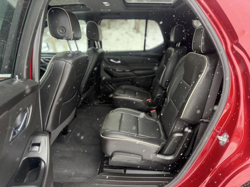 Used 2023 Chevrolet Traverse Premier w/ LPO, Floor Liner Package image 10