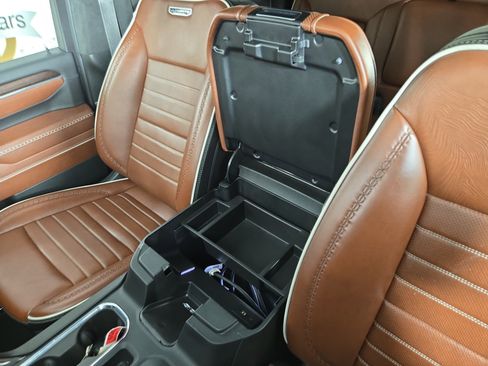 Used 2024 GMC Sierra 2500 Denali Ultimate w/ LPO, GMC Protection Package image 28