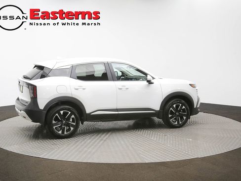 Used 2025 Nissan Kicks SV image 41