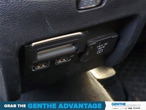 Used 2020 Jeep Cherokee Trailhawk w/ Cold Weather Group image 27