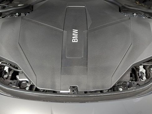 Used 2026 BMW i7 eDrive50 w/ Executive Package RWD image 56
