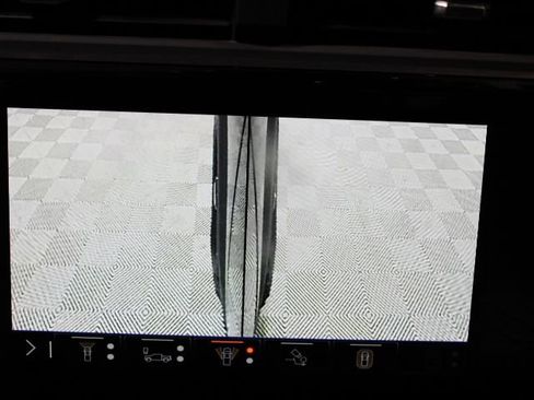 Used 2024 GMC Sierra 2500 AT4 w/ Technology Package image 37