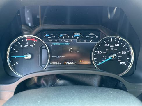 Used 2019 Ford F250 Platinum w/ Platinum Ultimate Package AWD/4WD image 17