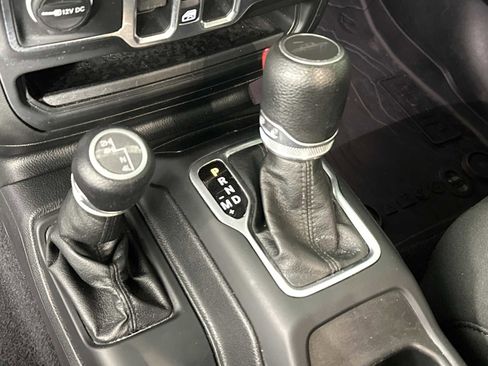 Used 2020 Jeep Gladiator Sport w/ Quick Order Package 24S image 34