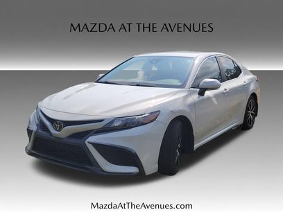 Used 2022 Toyota Camry SE w/ Convenience Package