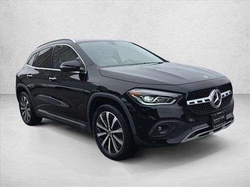 Certified 2022 Mercedes-Benz GLA 250 image 3