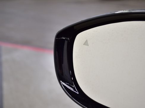 Used 2025 Chrysler Pacifica Select FWD image 17
