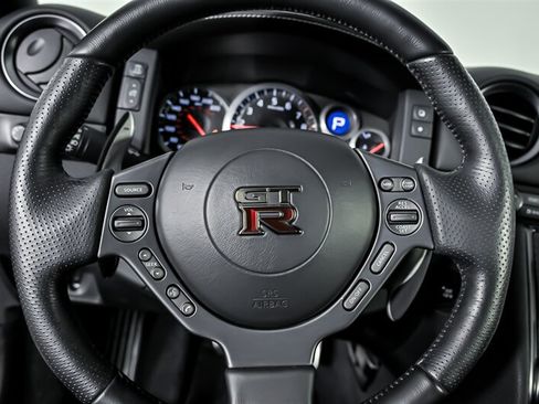 Used 2014 Nissan GT-R Track Edition AWD/4WD image 23