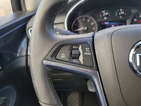 Used 2022 Buick Encore Preferred w/ Safety Package image 19