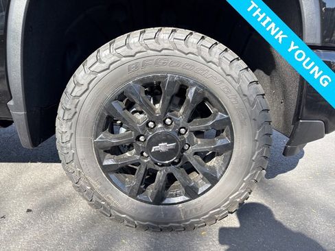 New 2026 Chevrolet Silverado 2500 LT w/ Trail Boss Package image 9