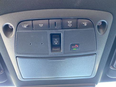 Used 2024 INFINITI QX80 Sensory image 44