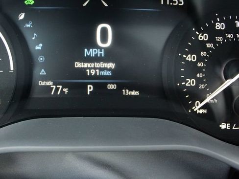 Certified 2026 Toyota Sienna XLE FWD image 17