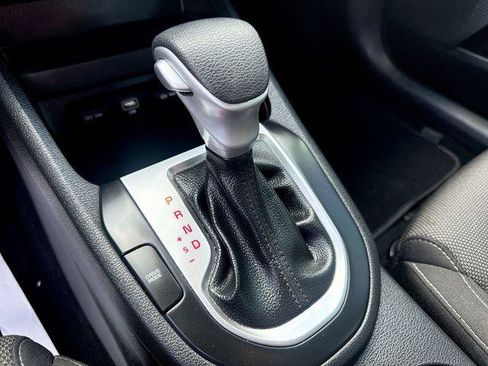 Used 2023 Kia Forte LXS FWD image 22