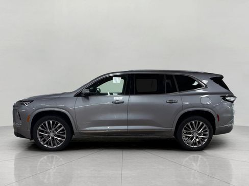 Used 2025 Buick Enclave Avenir w/ Super Cruise Package AWD/4WD image 44