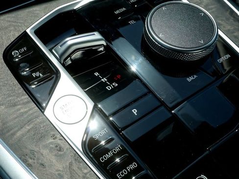 New 2027 BMW X7 xDrive40i AWD/4WD image 21