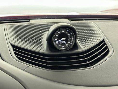 Used 2024 Porsche Taycan 4S w/ Premium Package image 37