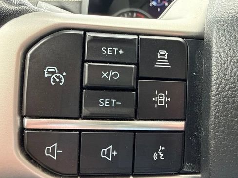 Used 2024 Ford Expedition Limited AWD/4WD image 29