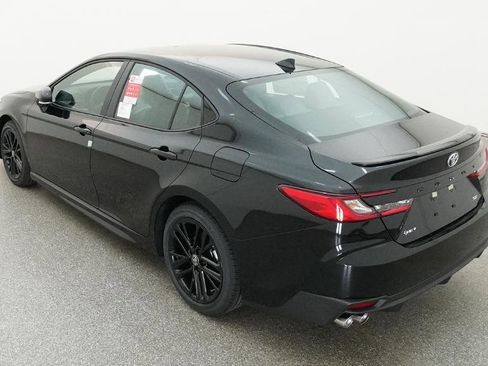 New 2026 Toyota Camry SE FWD image 8