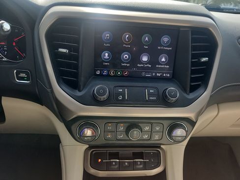 Used 2023 GMC Acadia Denali w/ Denali Ultimate Package FWD image 28