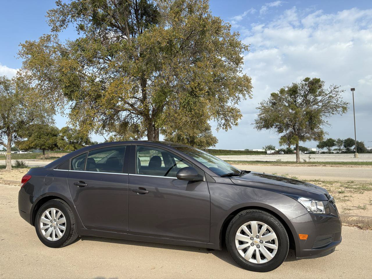 Used 2011 Chevrolet Cruze LT FWD image 50