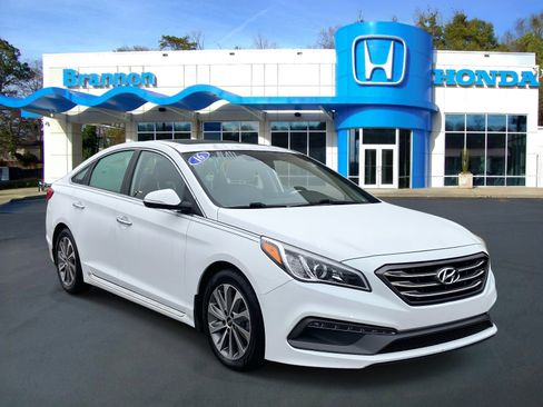 Used 2016 Hyundai Sonata Sport w/ Option Group 03 image 1