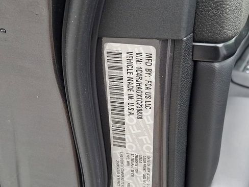 New 2026 Jeep Grand Cherokee Laredo image 17